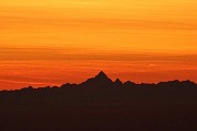 70 Il Monviso nei colori del tramonto